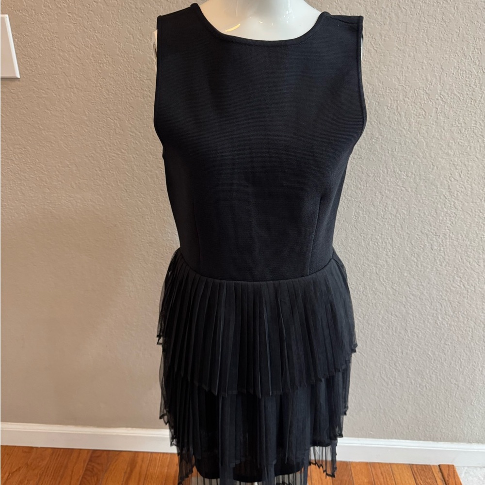 English‎ Factory size small Elegant Black Sleeveless Dress